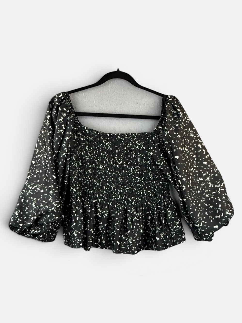 Strut And Bolt Women's Top Size Large Peasant Ballon Sleeve Crop Peplum Black